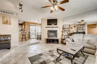 Photo #1: 2297626 Listing 