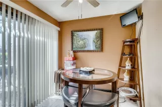 Photo #3: 2297626 Listing 