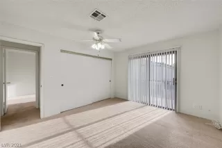 Photo #3: 2297636 Listing