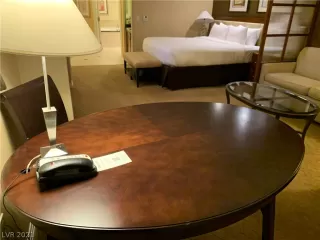 Photo #6: 2297643 Listing 