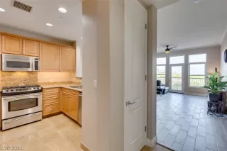 Photo #1: 2297673 Listing 