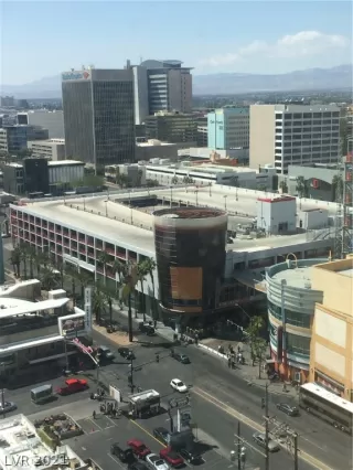 Photo #1: 2297699 Listing 