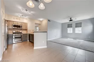 Photo #1: 2297716 Listing