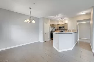 Photo #2: 2297716 Listing