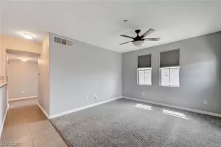 Photo #3: 2297716 Listing