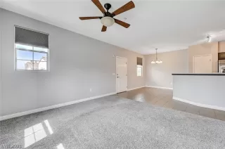 Photo #5: 2297716 Listing