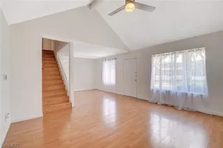 Photo #2: 2297727 Listing 