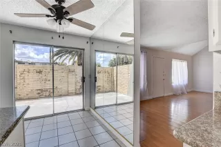 Photo #6: 2297727 Listing 