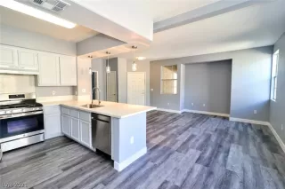 Photo #1: 2297752 Listing 