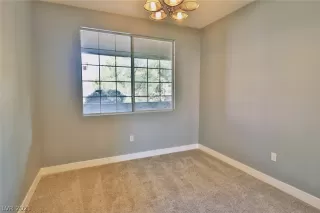 Photo #6: 2297752 Listing 