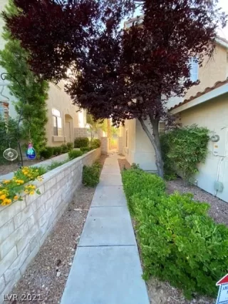 Photo #1: 2297769 Listing 