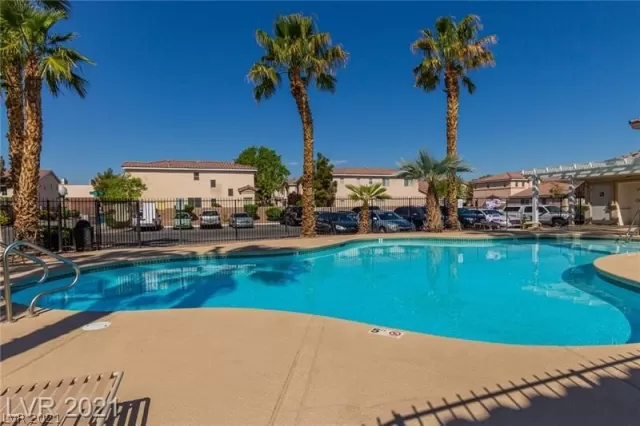 MLS: 2297789 Condo For Sale