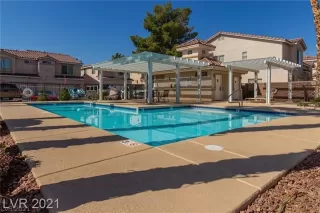 Photo #3: 2297789 Listing