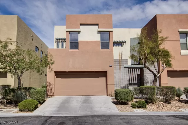 MLS: 2297802 Condo For Sale