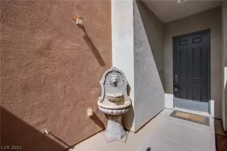 Photo #2: 2297802 Listing 