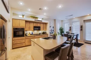 Photo #6: 2297802 Listing 