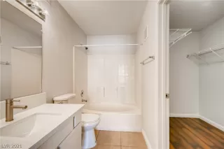 Photo #5: 2297834 Listing 