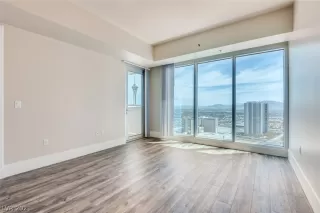 Photo #4: 2297855 Listing