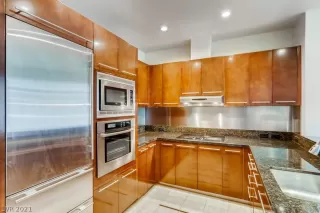 Photo #3: 2297858 Listing