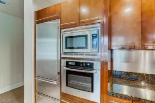 Photo #5: 2297858 Listing