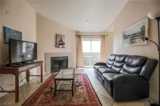 Photo #6: 2297870 Listing