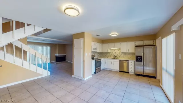 MLS: 2297871 Condo For Sale