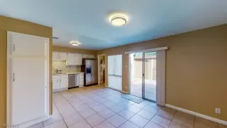 Photo #6: 2297871 Listing