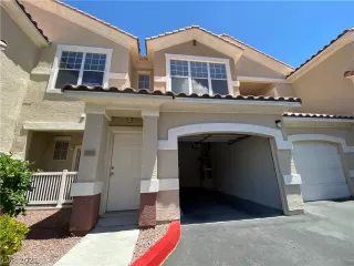 Photo #3: 2297906 Listing 