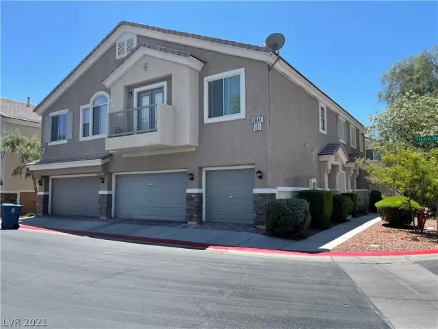 MLS: 2297910 Condo For Sale