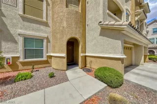 Photo #2: 2297956 Listing 