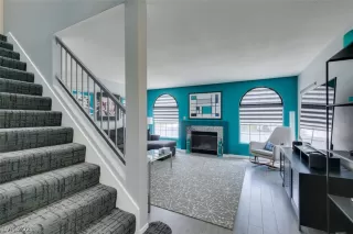 Photo #2: 2298005 Listing 