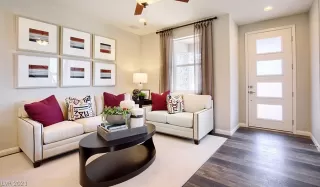 Photo #3: 2298058 Listing