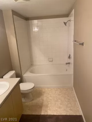 Photo #4: 2298162 Listing