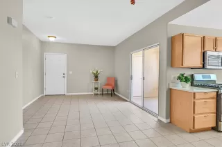 Photo #1: 2298164 Listing 