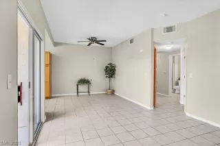 Photo #5: 2298164 Listing 