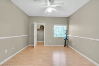 Photo #6: 2298164 Listing 