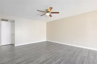 Photo #1: 2298167 Listing