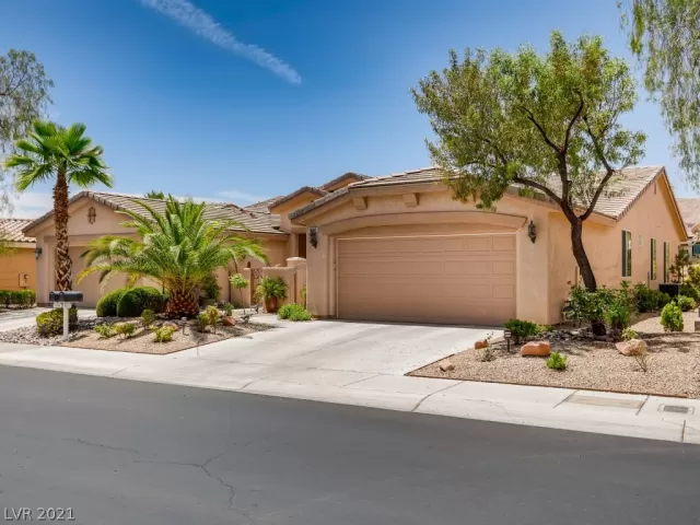 MLS: 2298181 Condo For Sale