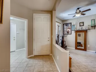 Photo #6: 2298181 Listing 