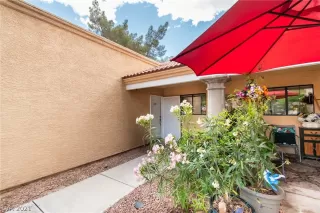 Photo #2: 2298200 Listing 