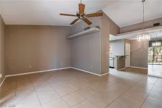 Photo #6: 2298200 Listing 