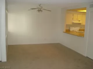 Photo #3: 2298250 Listing