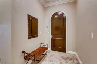 Photo #2: 2298264 Listing 