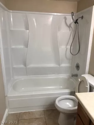 Photo #6: 2298310 Listing 