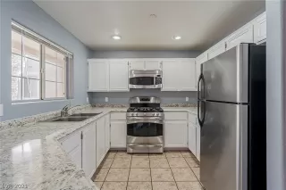 Photo #1: 2298341 Listing