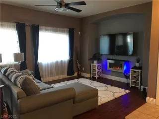 Photo #2: 2298363 Listing