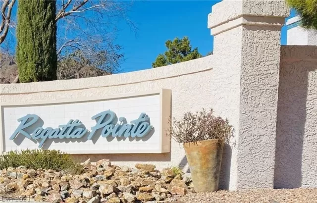 MLS: 2298376 Condo For Sale