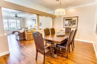 Photo #6: 2298383 Listing