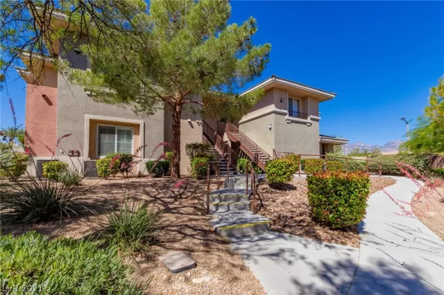 MLS: 2298410 Condo For Sale