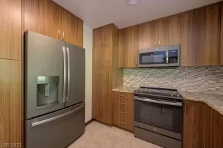 Photo #1: 2298476 Listing